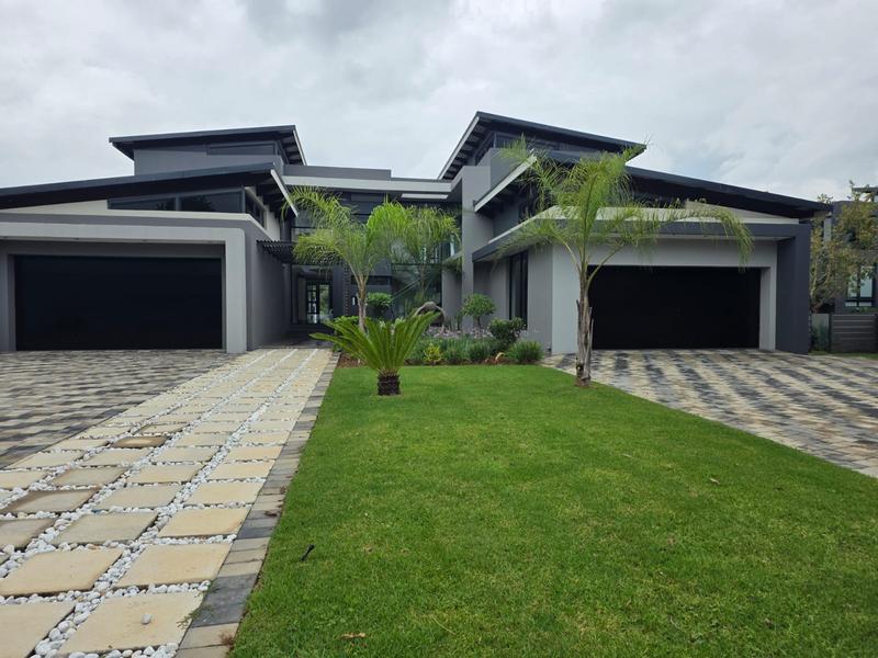 5 Bedroom Property for Sale in The Islands Estates North West